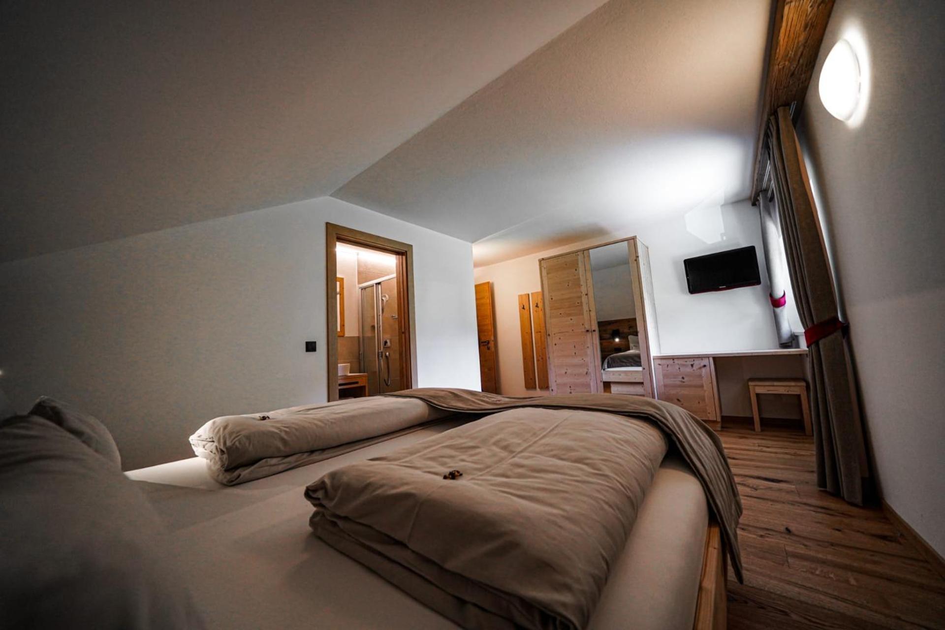 Garni Bergblick Hotel Braies  Exterior photo