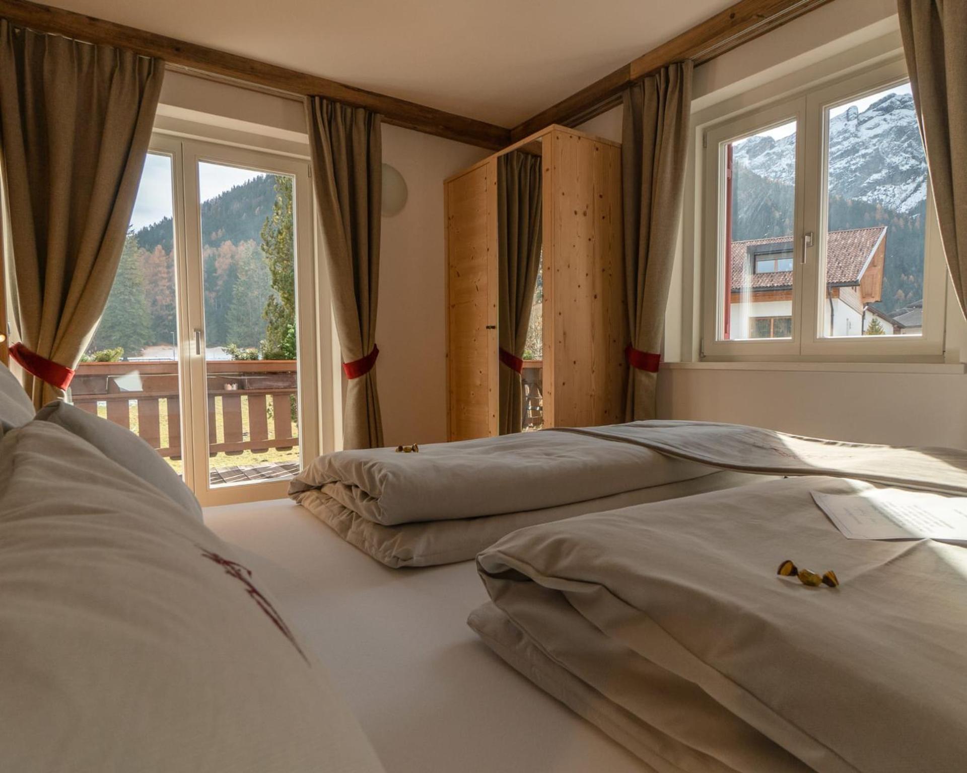 Garni Bergblick Hotel Braies  Exterior photo